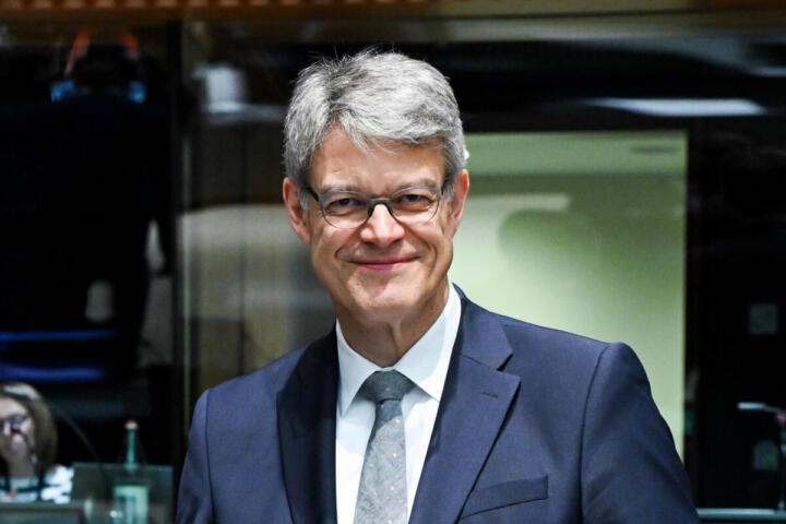 Patrick Schnieder si dimette