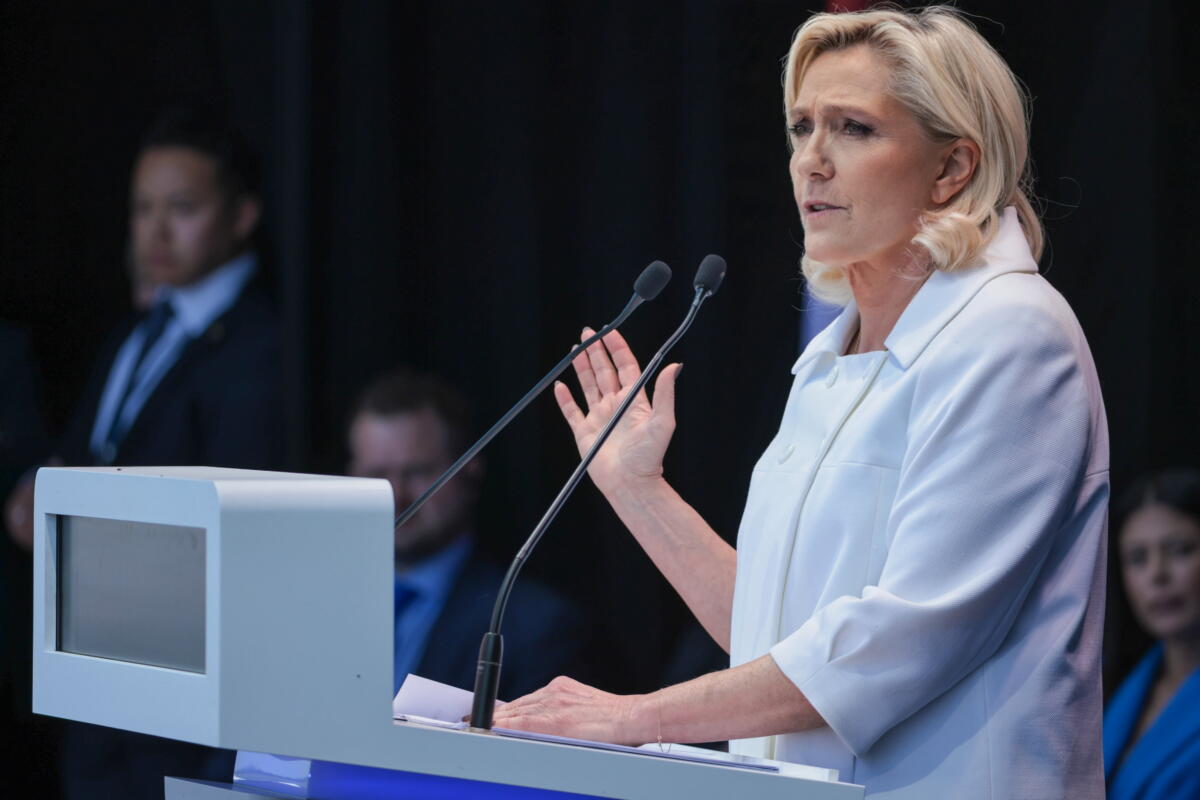 Marine Le Pen attende il verdetto d’appello: la corsa all’Eliseo potrebbe cambiare volto