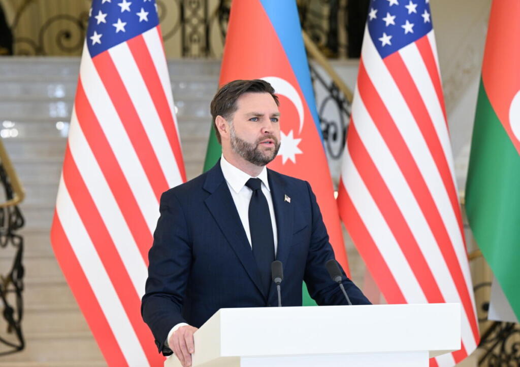 Usa-Iran, al via a Doha i colloqui tecnici indiretti. Vance: “Anche se falliscono, siamo in ottima posizione”