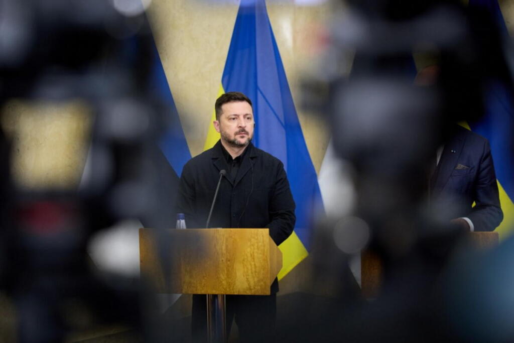 Ucraina, pesante raid di Mosca. Kiev colpisce le basi russe in Crimea