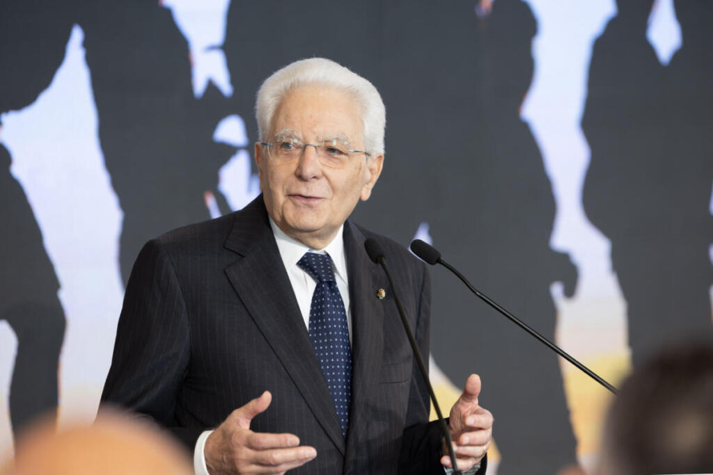 Mattarella ricorda la strage di Dacca: “L’Italia conferma l’impegno contro il terrorismo”