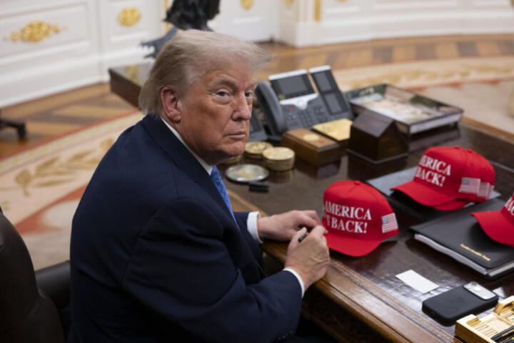 Trump attacca la Nato prima del vertice: “Ridicolo un rapporto unilaterale”