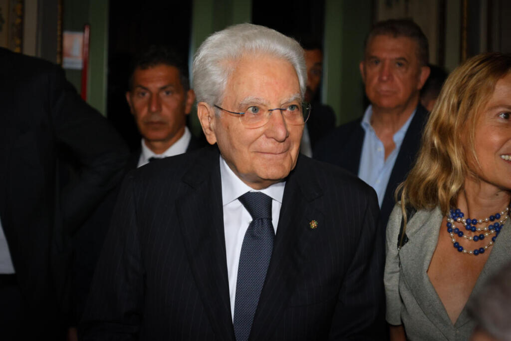 Mattarella ricorda Arrigo Levi: "Maestro di giornalismo al servizio della Repubblica"