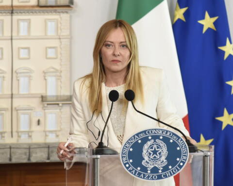 Bologna, Meloni, Fakir, polizia