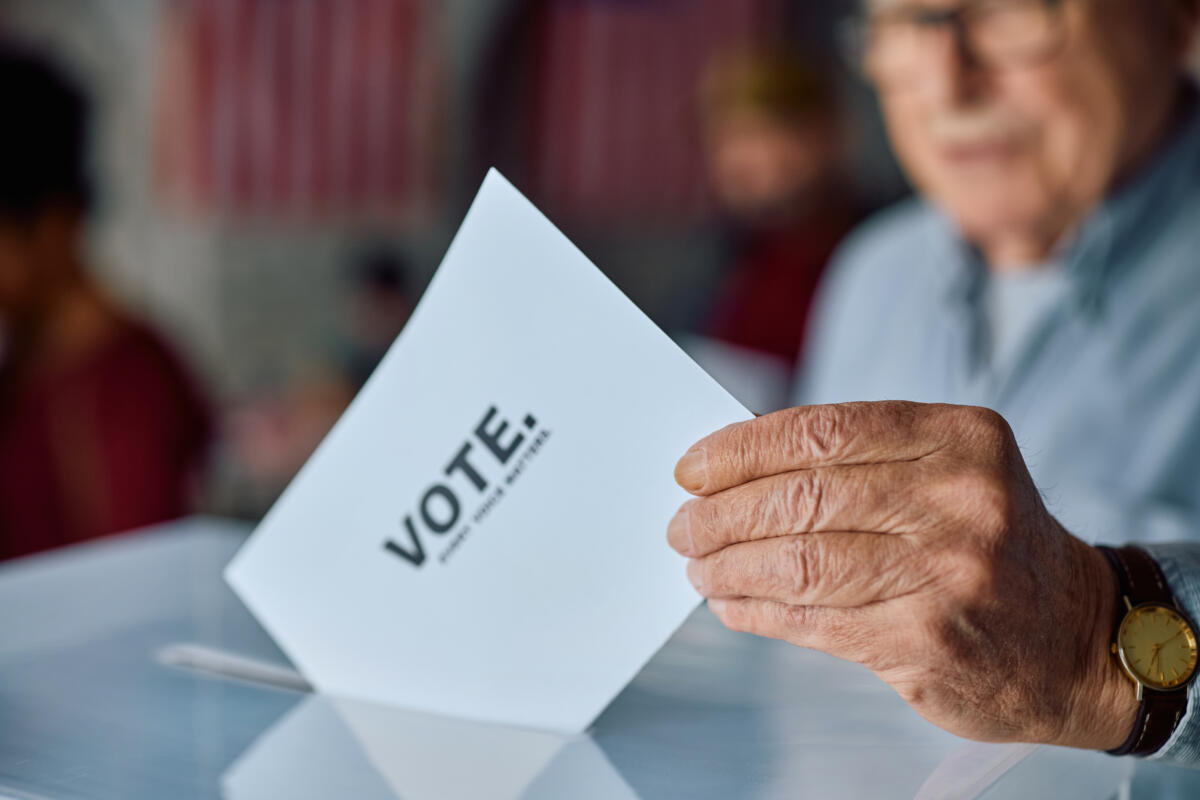 La Corte d’Appello del Distretto di Columbia apre la strada a nuove regole USPS: svolta per il voto per corrispondenza in California