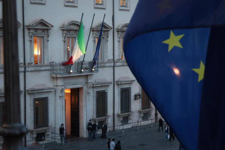 Schengen, Roma sfida Madrid: “Nessun ultimatum, i controlli restano”