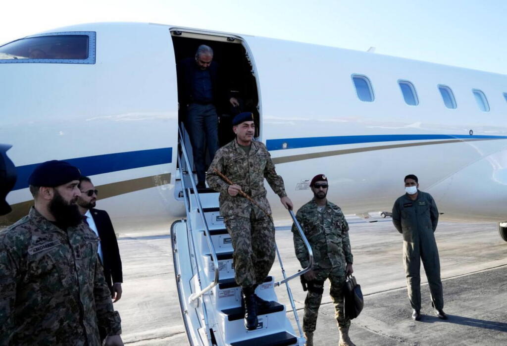 Munir vola a Teheran: il Pakistan intensifica la mediazione tra Iran e Stati Uniti mentre crescono le tensioni sul Golfo