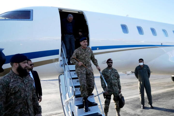 Munir vola a Teheran: il Pakistan intensifica la mediazione tra Iran e Stati Uniti mentre crescono le tensioni sul Golfo