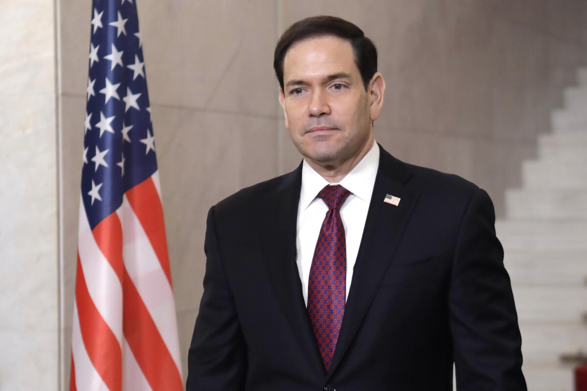Usa-Iran, Rubio: “Per ora niente nuovi attacchi”. Teheran sfida Washington su Hormuz