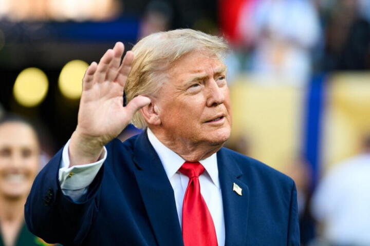 Hormuz, Trump: “Rotte sminate, traffico aperto”. Teheran apre alla diplomazia