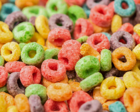 General Mills elimina i coloranti artificiali da Lucky Charms e Trix