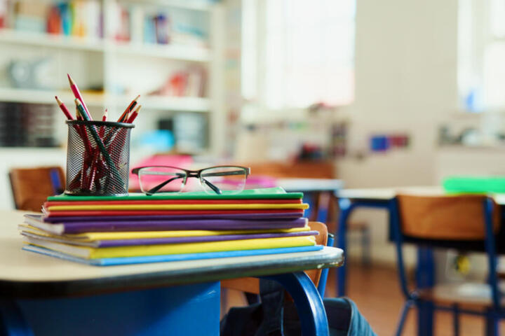 Scuola, Anief: “Agli assistenti amministrativi 6 mila euro in meno, serve la parità retributiva”
