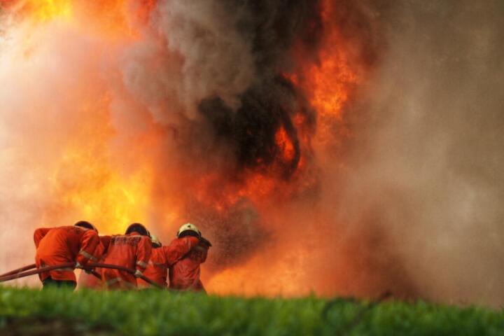Monte Bromo in fiamme: l’Indonesia chiude il parco nazionale