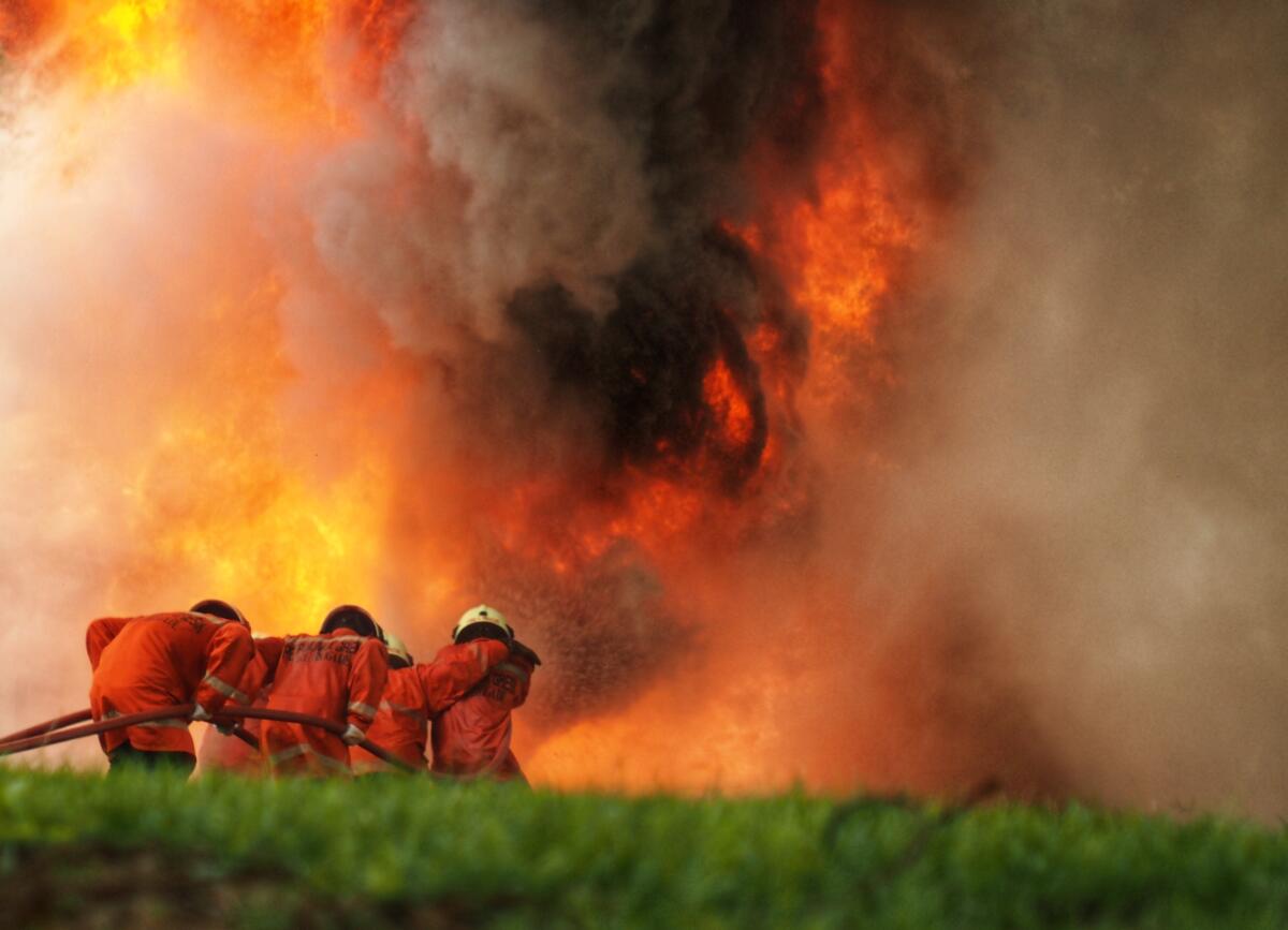 Monte Bromo in fiamme: l’Indonesia chiude il parco nazionale