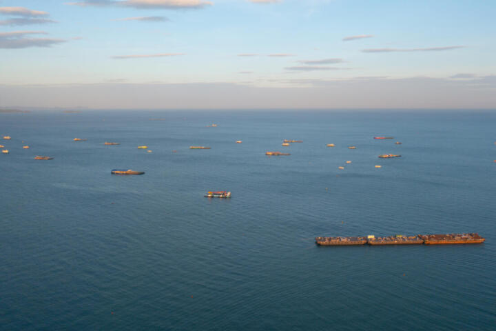 Iran, scontro con gli Usa su Hormuz. Aragchi: “Washington ha sbagliato i calcoli”