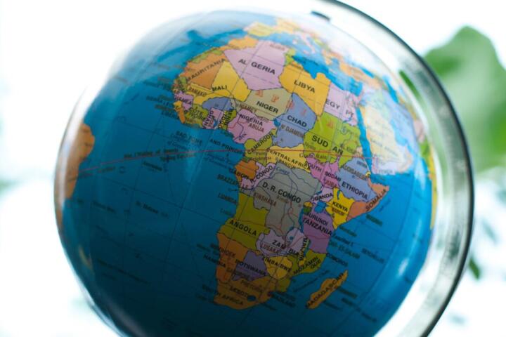 Africa punta a tre milioni di nuovi operatori sanitari: il piano decennale che può cambiare il continente