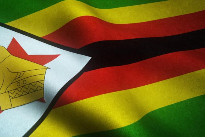 Tragedia in Zimbabwe: 27 fedeli muoiono in uno scontro tra minibus e camion