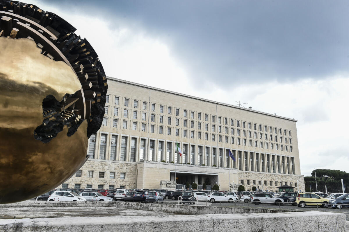 Italiani all’estero, nasce la nuova sala operativa della Farnesina attiva 24 ore su 24