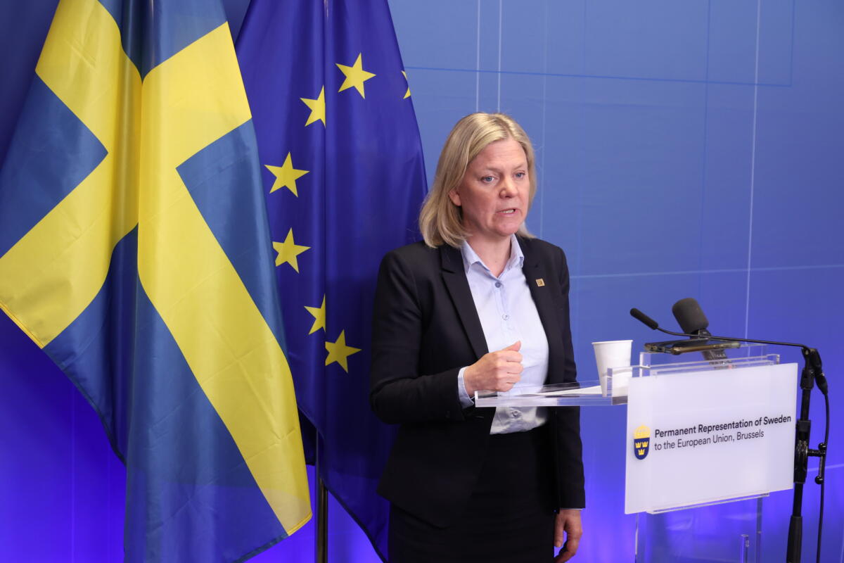 Svezia al voto: il Centrosinistra di Andersson in lieve vantaggio, ma il Paese resta diviso
