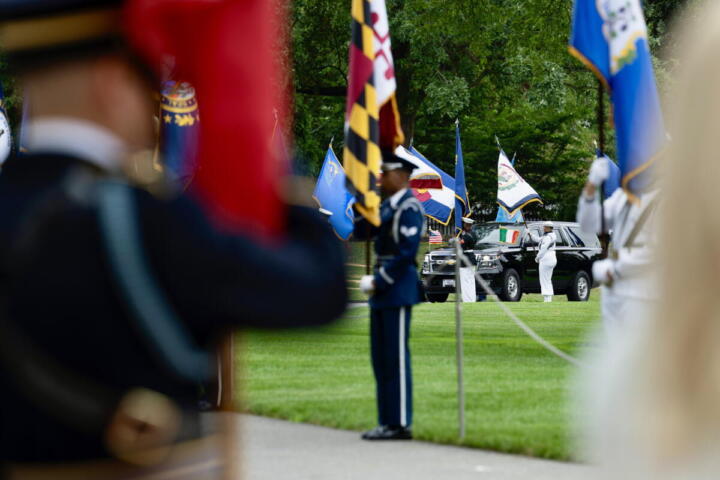 Sanzioni e tensioni: Washington accusa Pretoria di discriminazione anti‑White, il governo sudafricano respinge