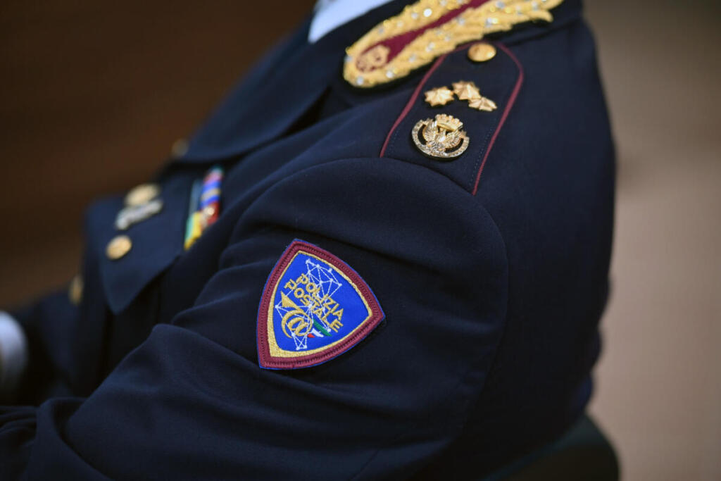 #ChiediloallaPolizia, la sicurezza passa dai social: Postale e Stradale rispondono ai cittadini