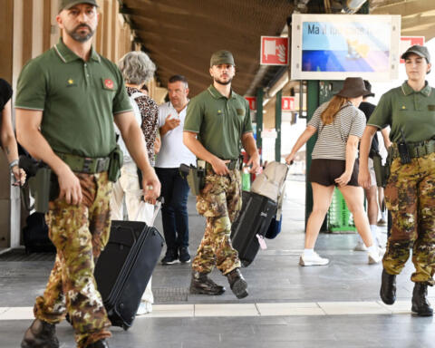 Sicurezza, la Lega chiede di rafforzare 'Strade sicure': proposta per 10mila militari