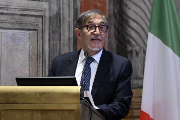 La Russa: "Meloni al Quirinale sarebbe un vantaggio per l’Italia". Sulla legge elettorale: "Senza l’accordo cadeva il Governo"