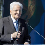 Mattarella: «Rimuovere le barriere, anche quelle nascoste nell’egoismo»