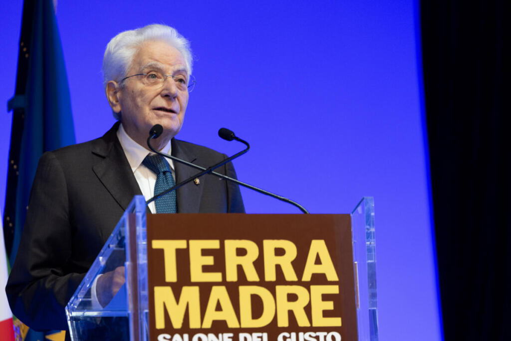 Mattarella: “Sul clima servono politiche urgenti, senza interventi il declino è inarrestabile”