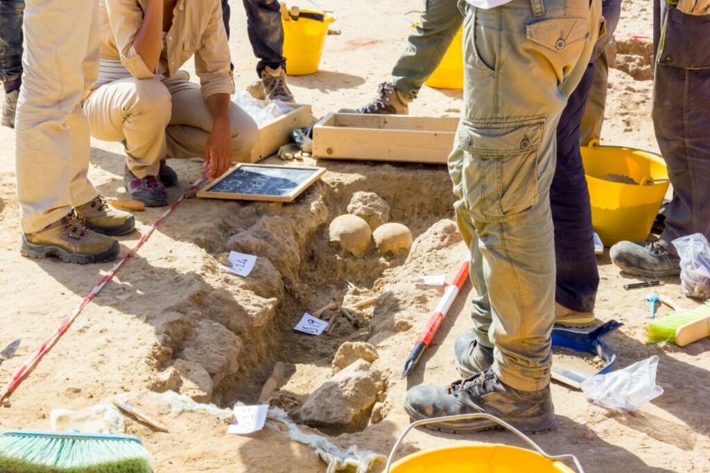 Gli archeologi che sfidarono l’ISIS per salvare 30.000 tesori della storia