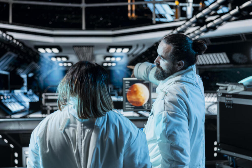 Il futuro del cosmo: gli scienziati fissano la data del “Big Crunch”, il collasso finale dell’universo