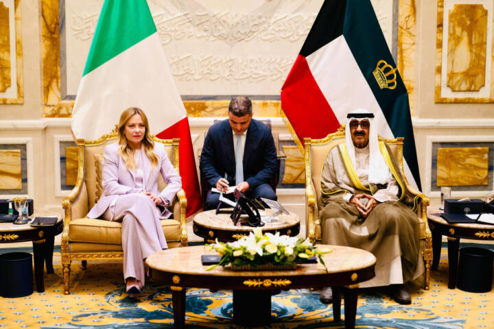 Il Presidente del Consiglio, Giorgia Meloni, ha incontrato in Kuwait l’Emiro Sheikh Misha’al Al-Ahmed Al-Jaber Al-Sabah